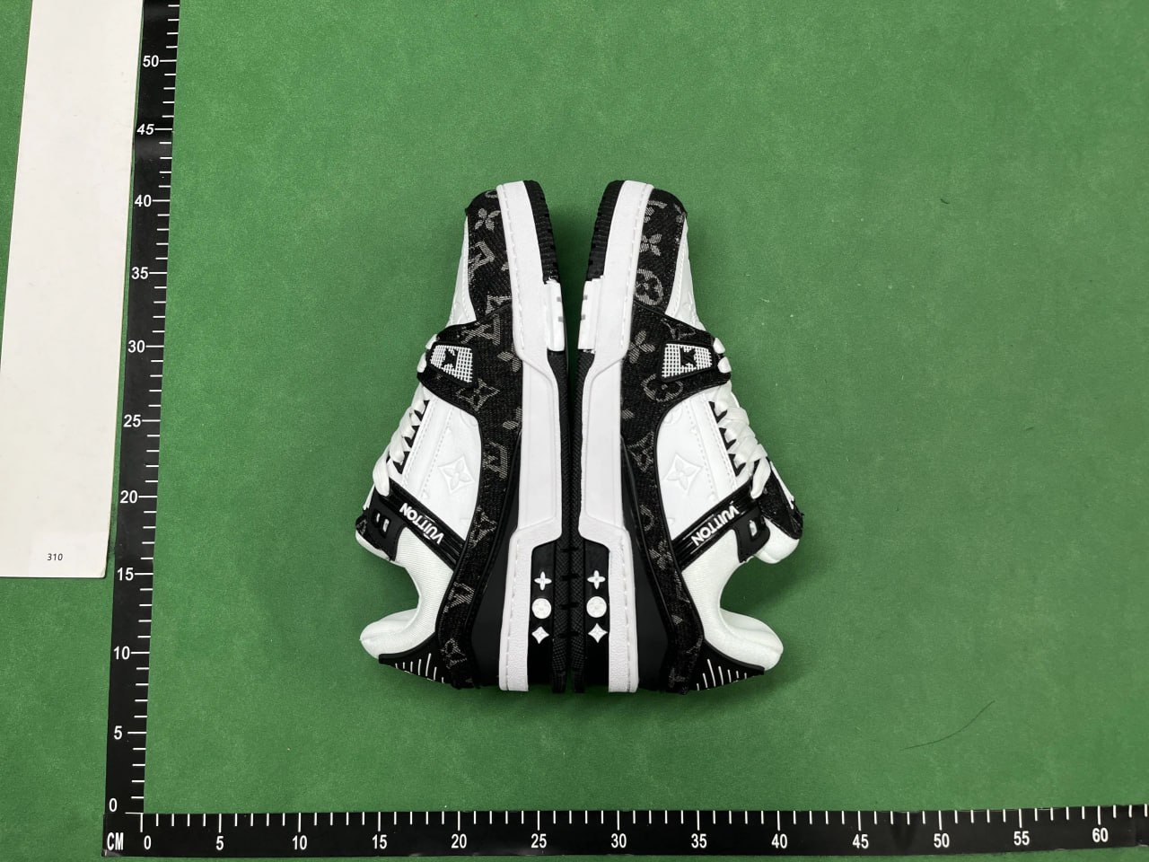  Louis vuitton sneakers LV Trainer Shoes -2