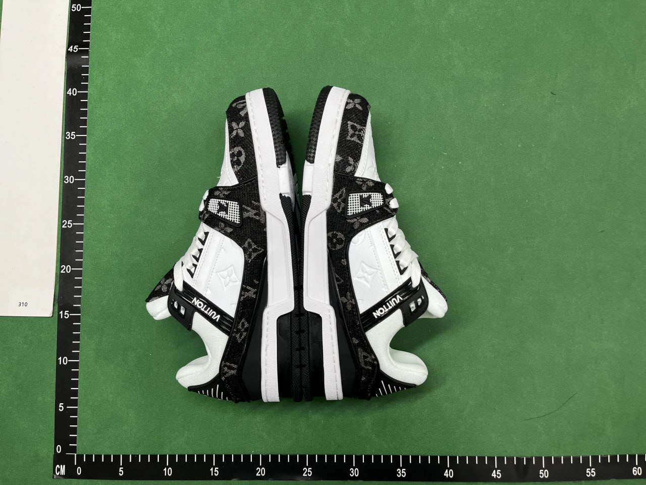  Louis vuitton sneakers LV Trainer Shoes -3