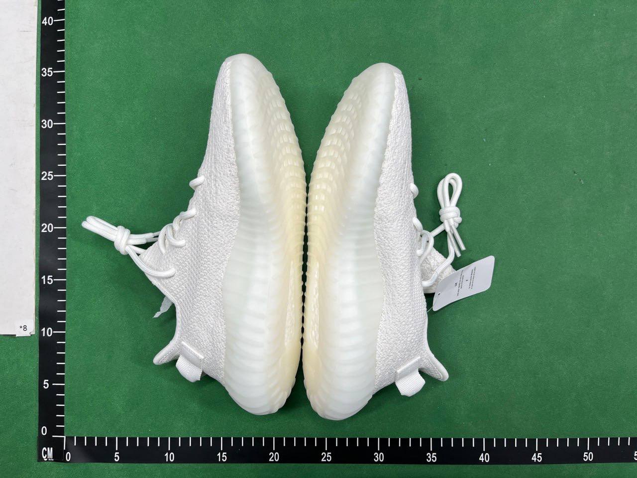  Yeezy Boost 350 V2（color 40） -3