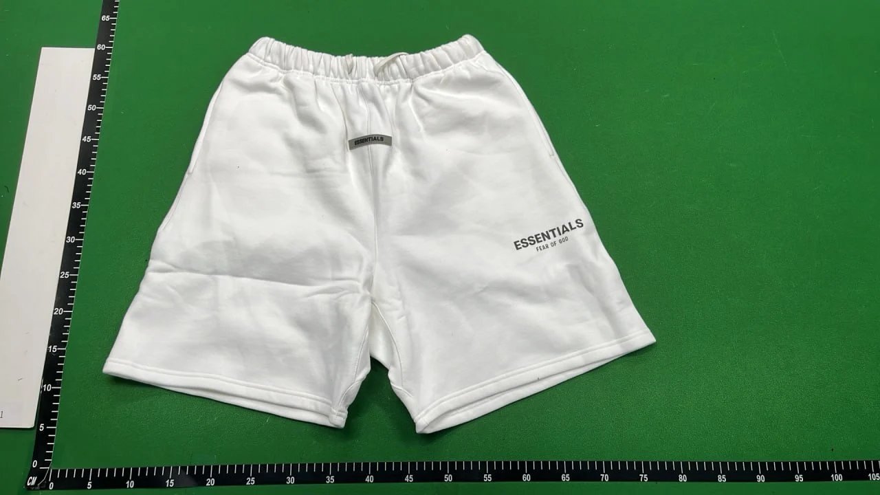 ESSENTIALS shorts -5