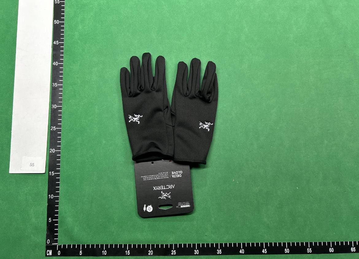 THE NORTH FACE & ARCTERYX GLOVES -3