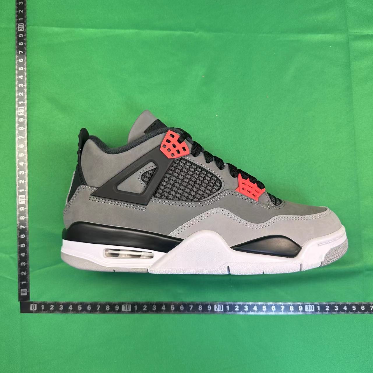 Jordan 4 Retro -4