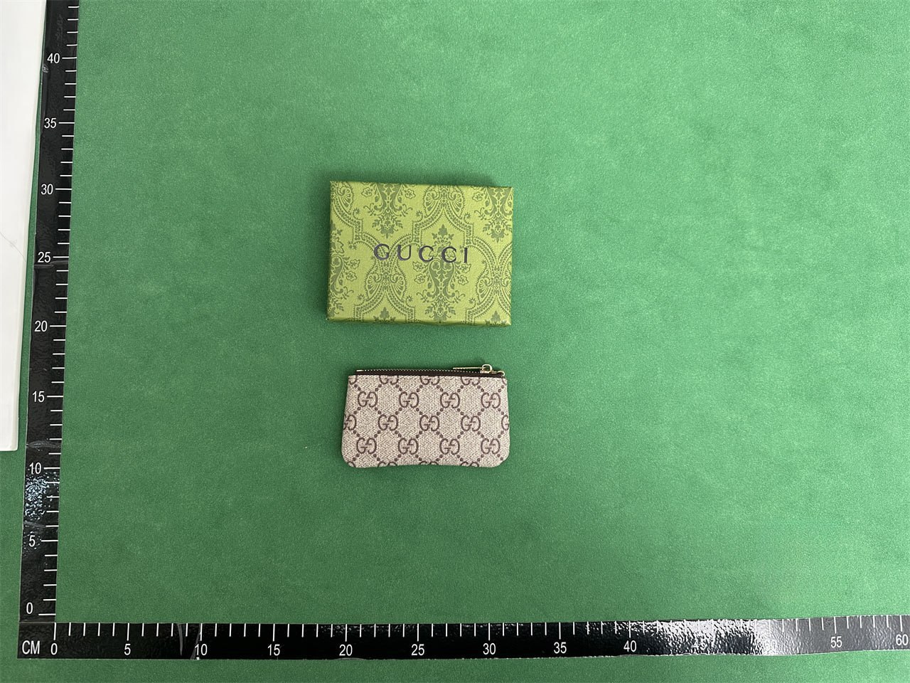 Louis Vuitton/Gucci Card Case -2