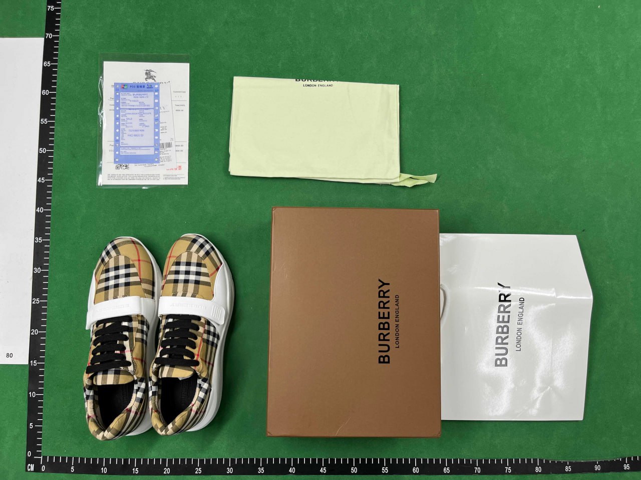 BURBERRY Sneakers -5