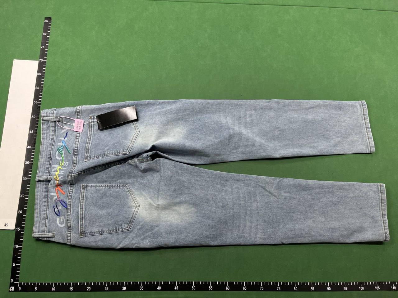 Vaqueros Givenchy -3