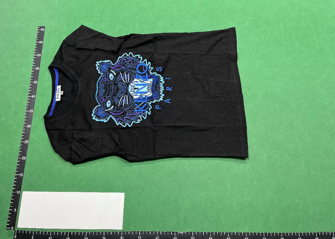 Kenzo T-shirt  (30 CP) -4