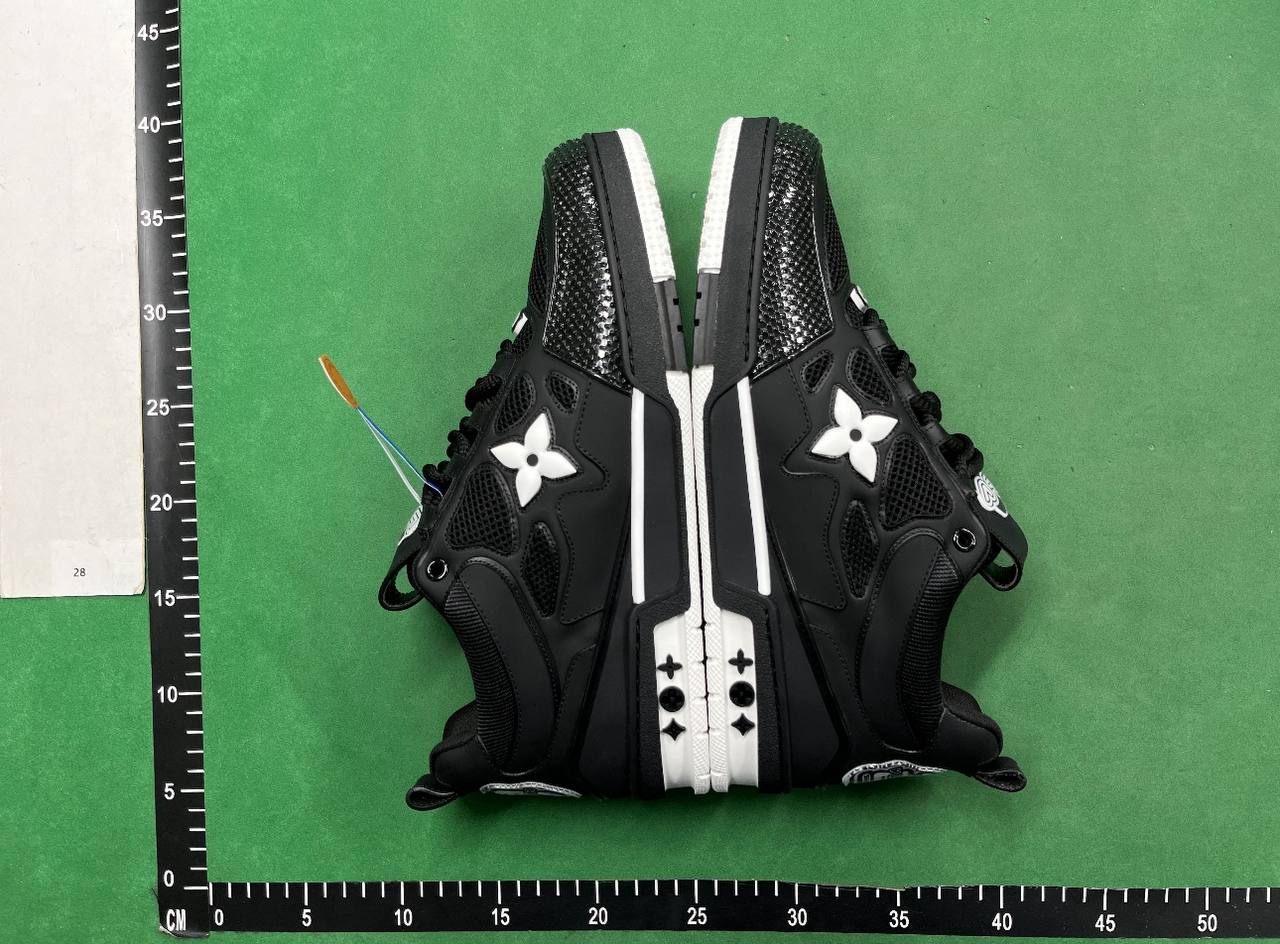 Louis Vuitton Trainer Sneaker -3