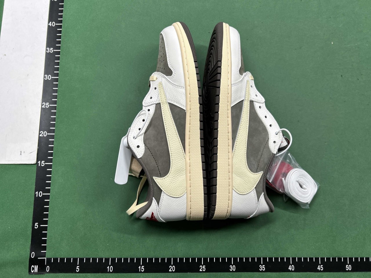 Travis Scott x Air Jordan 1（16style） -2