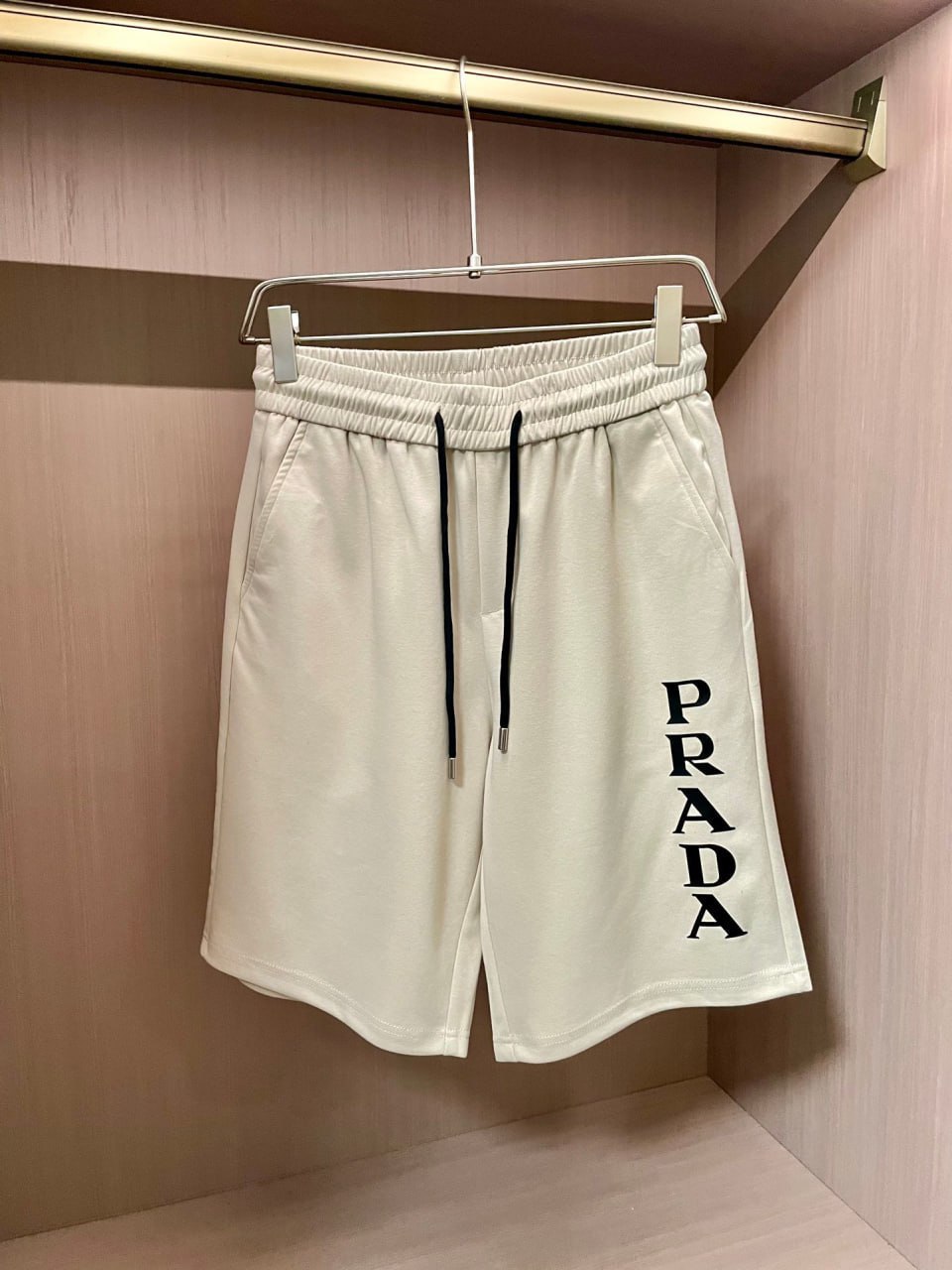 Prada shorts (new) -4