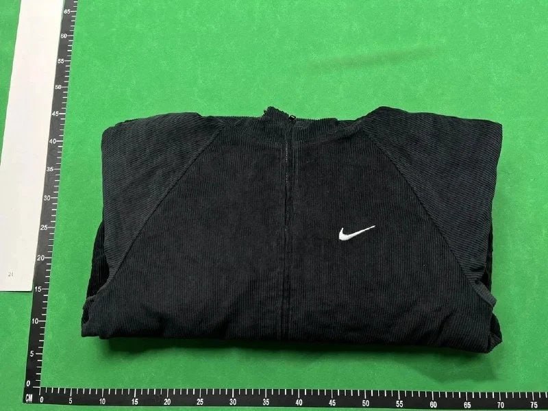 Nike x Supreme Arc Corduroy jacket  -3
