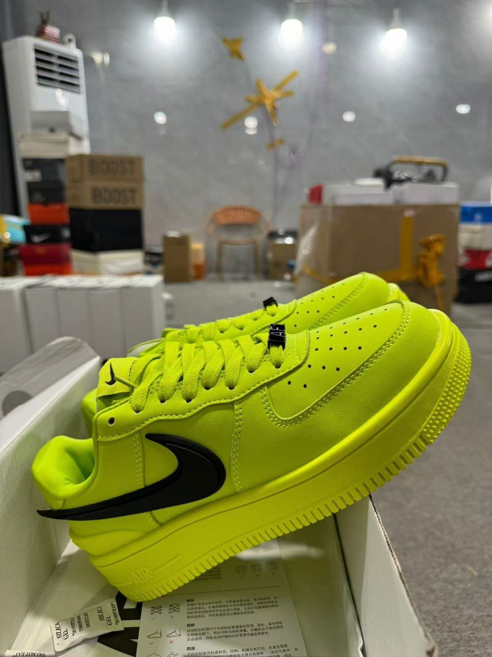 jordan  spizike low  -2