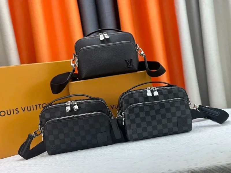 Louis Vuitton Shoulder Bag 