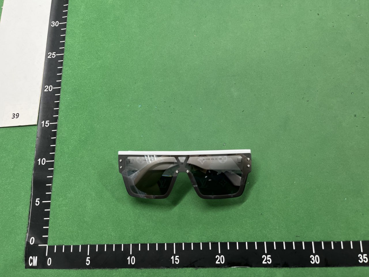 LV Louis Vuitton Sunglasses Glasses -3
