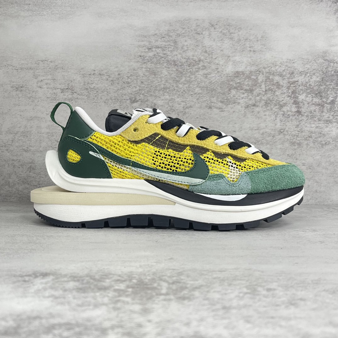 sacai nike vaporwaffle -4