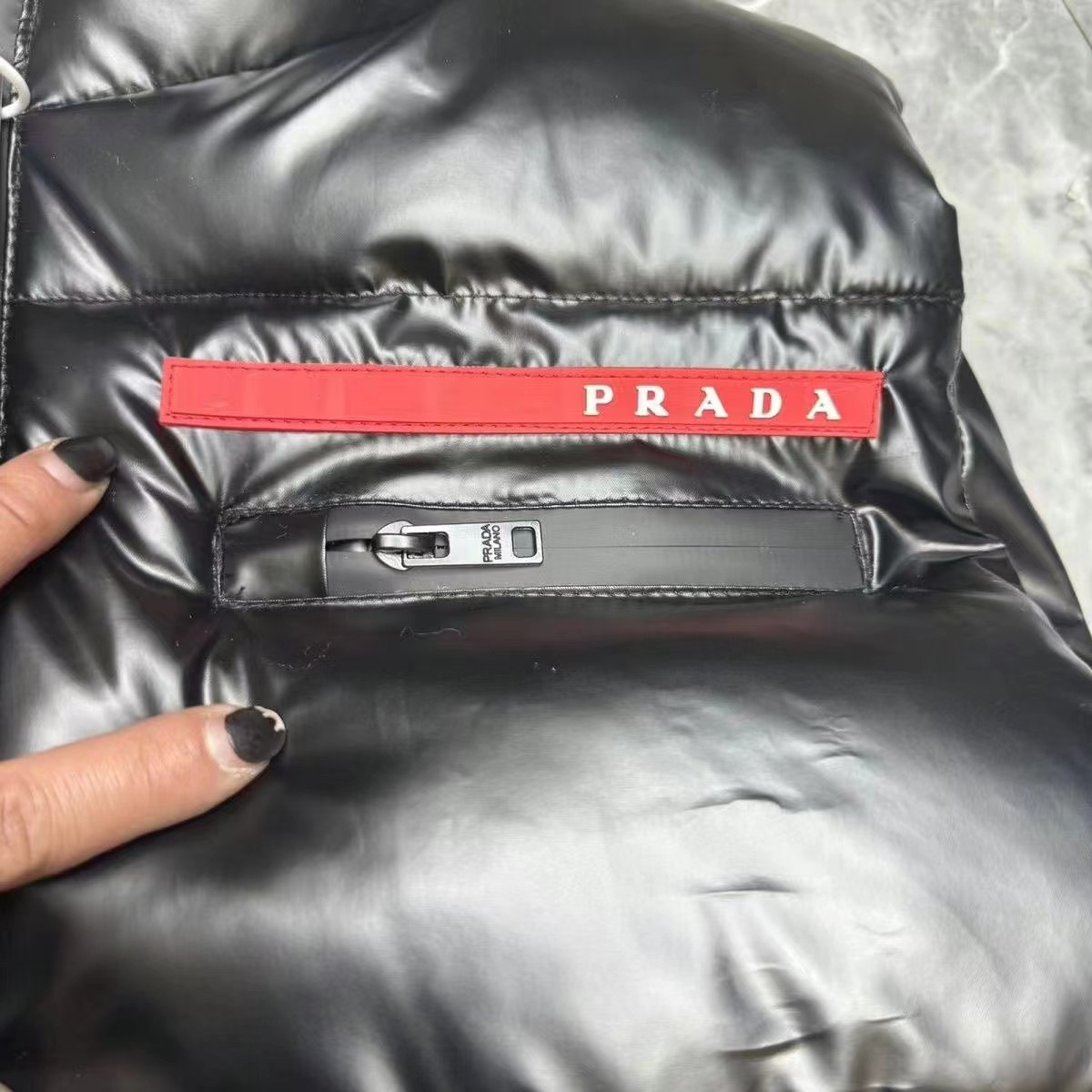 PRADA   vest (10+ colors) -2