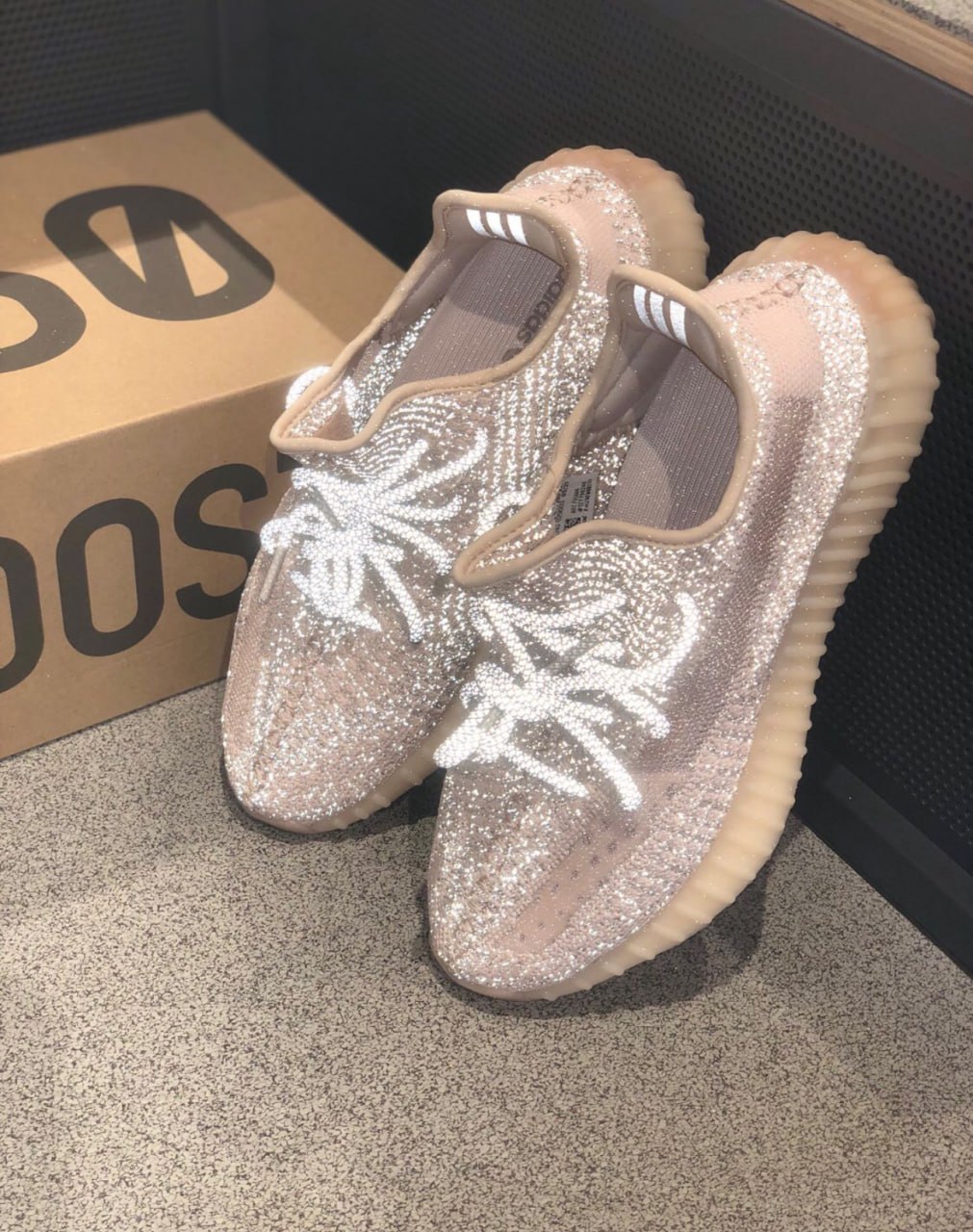  Yeezy Boost 350 factory2 -4