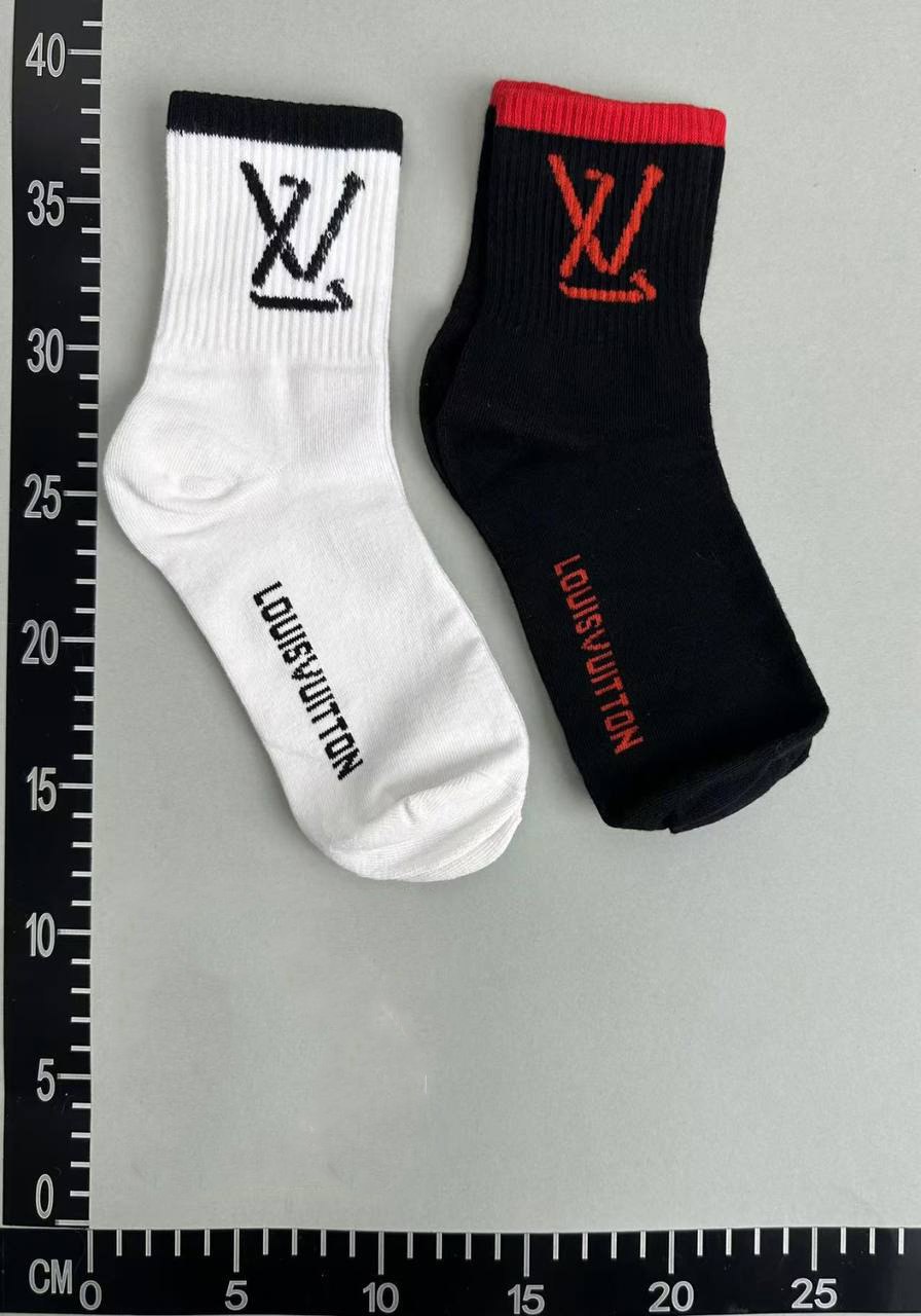 LOUIS VUITTON Socks -2