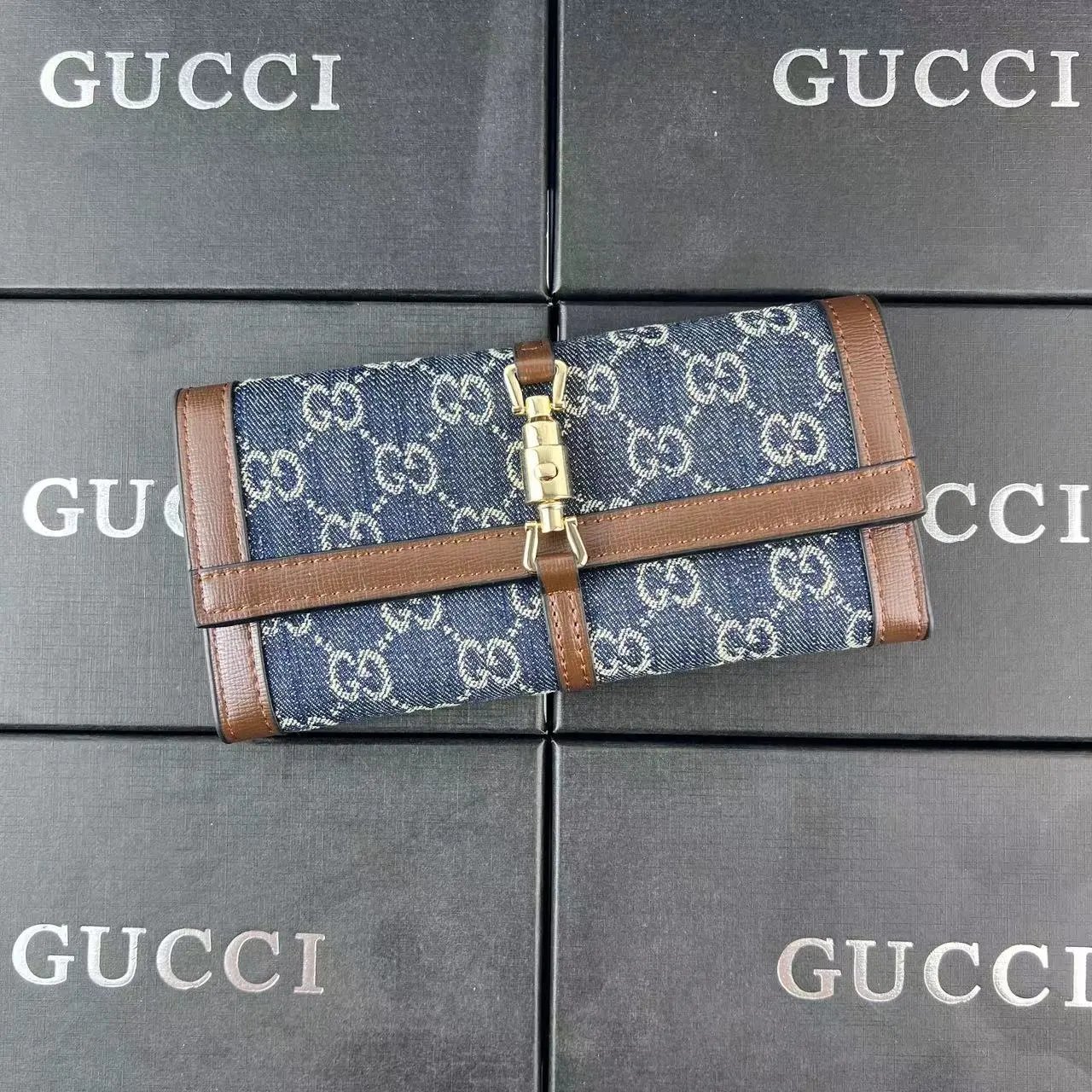 Gucci Wallet -3