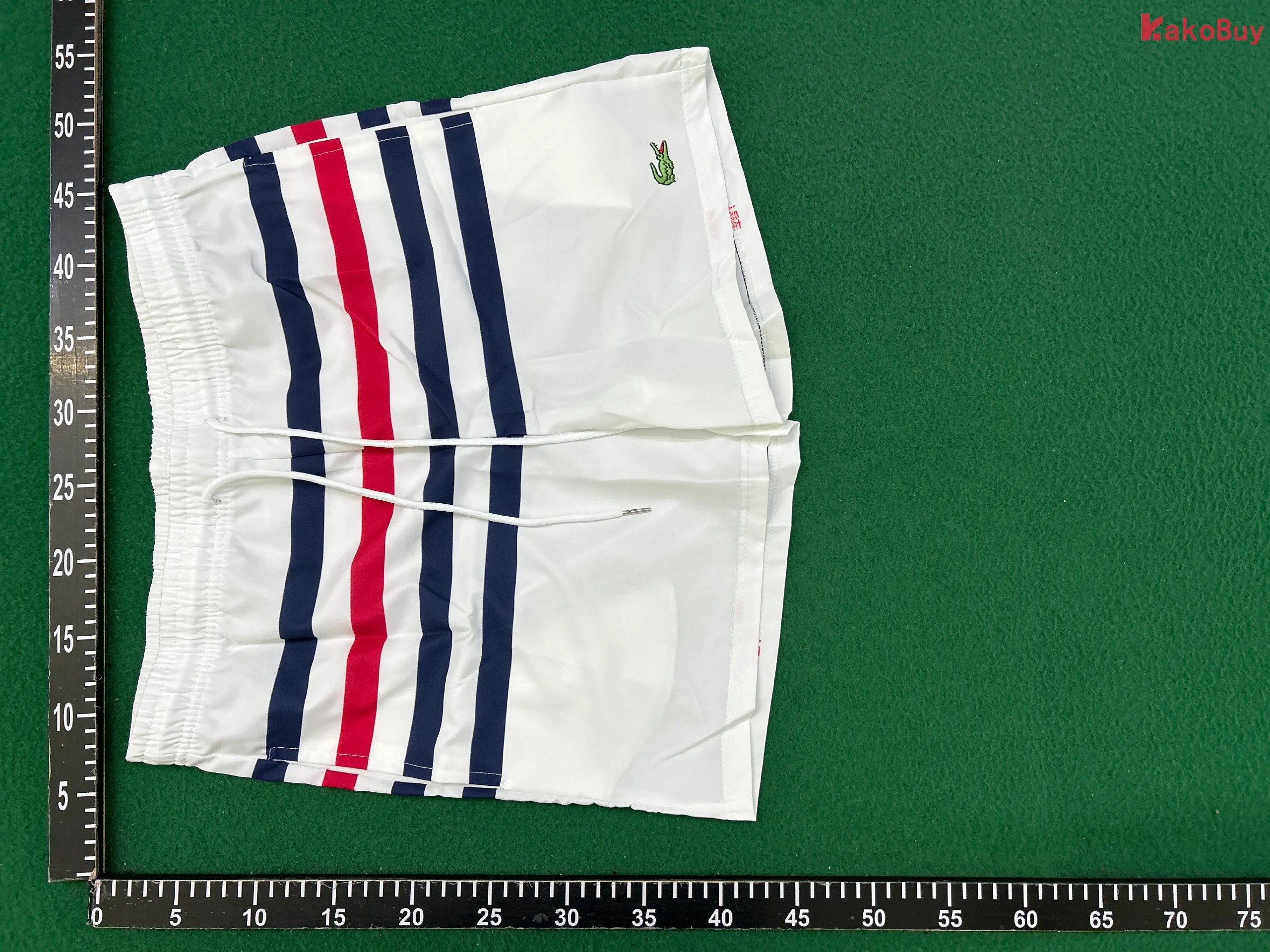 Lacoste shorts -2