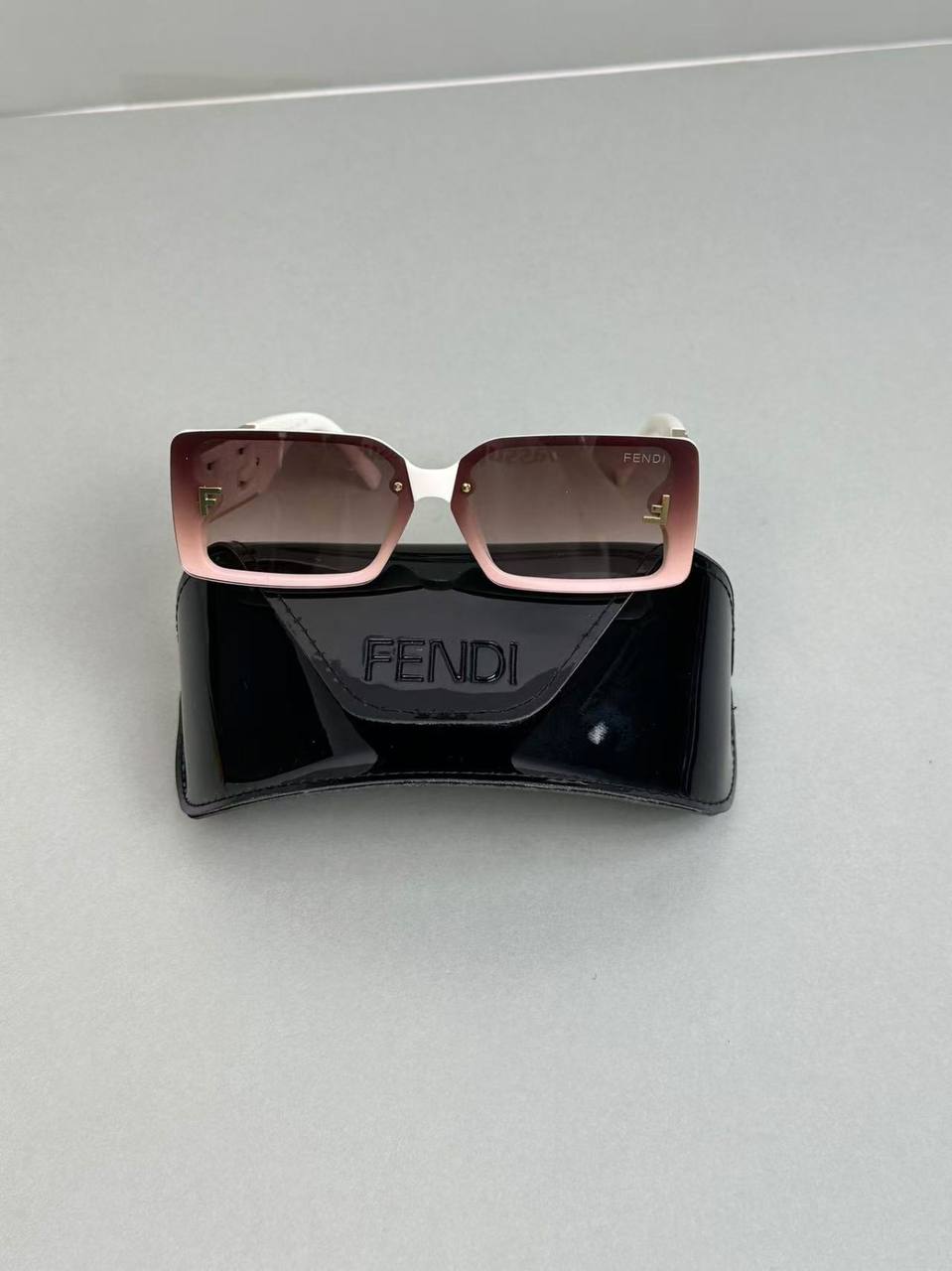FENDI Sunglasses -4