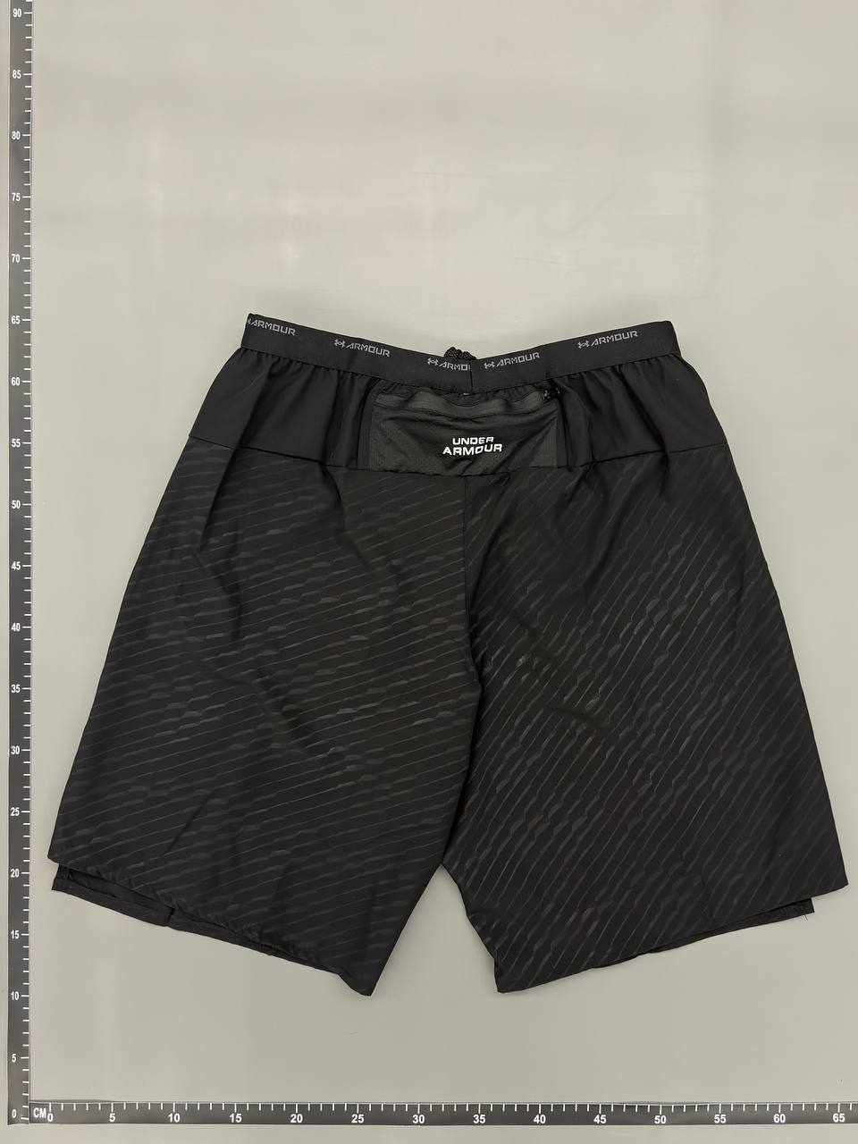 Under Armour shorts  -3