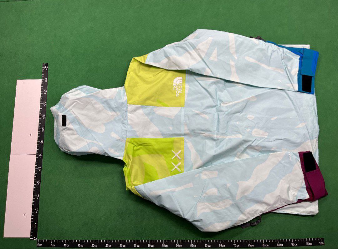 ARC’TERYX. Jacket  -4