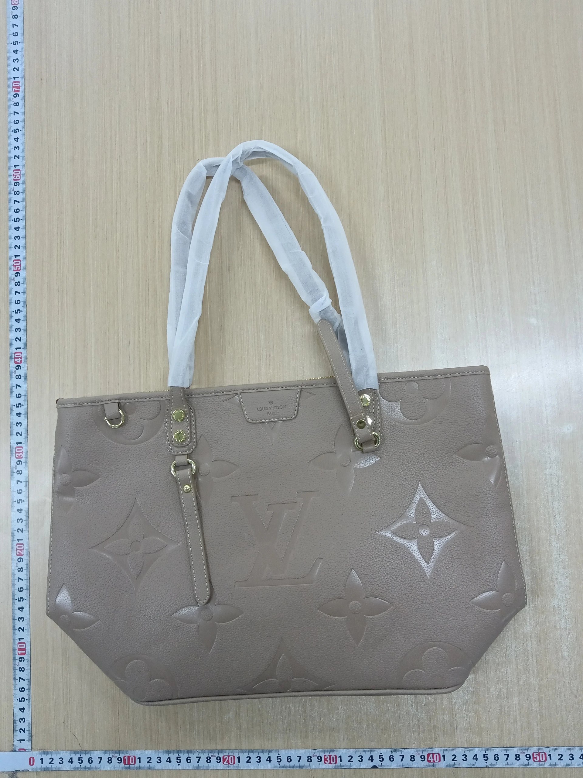 LV Bag -2