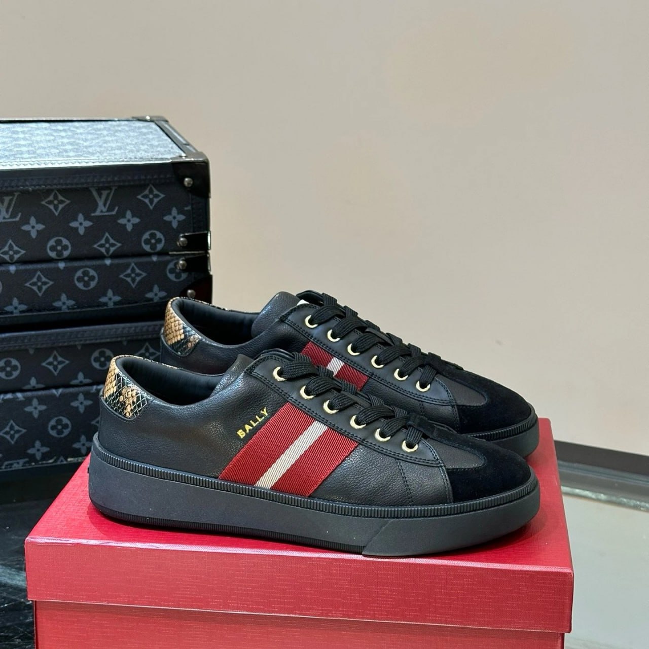 bally Shoes Original box,30+ -3