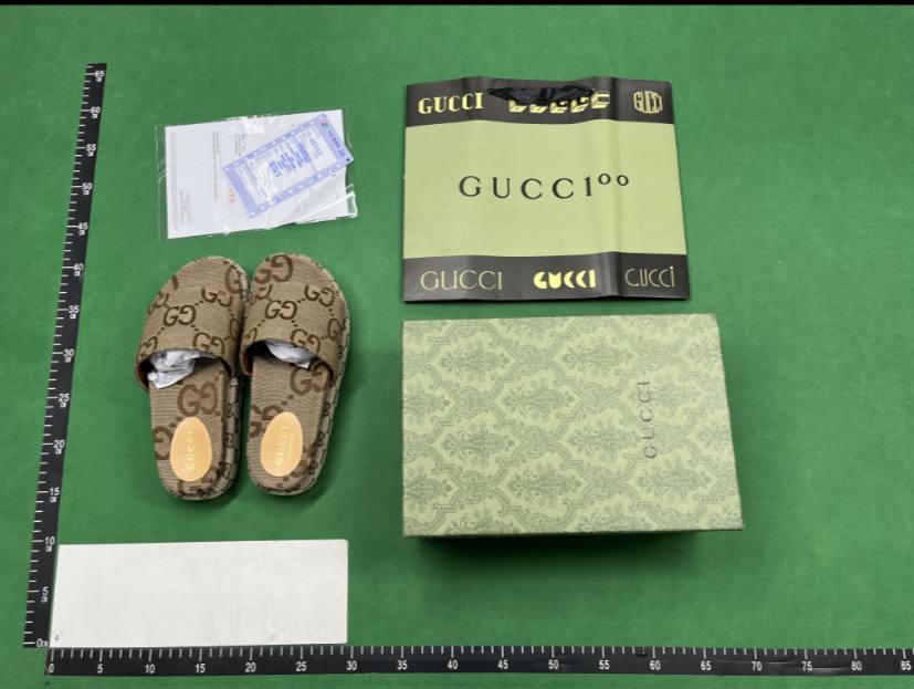 Gucci slippers -4