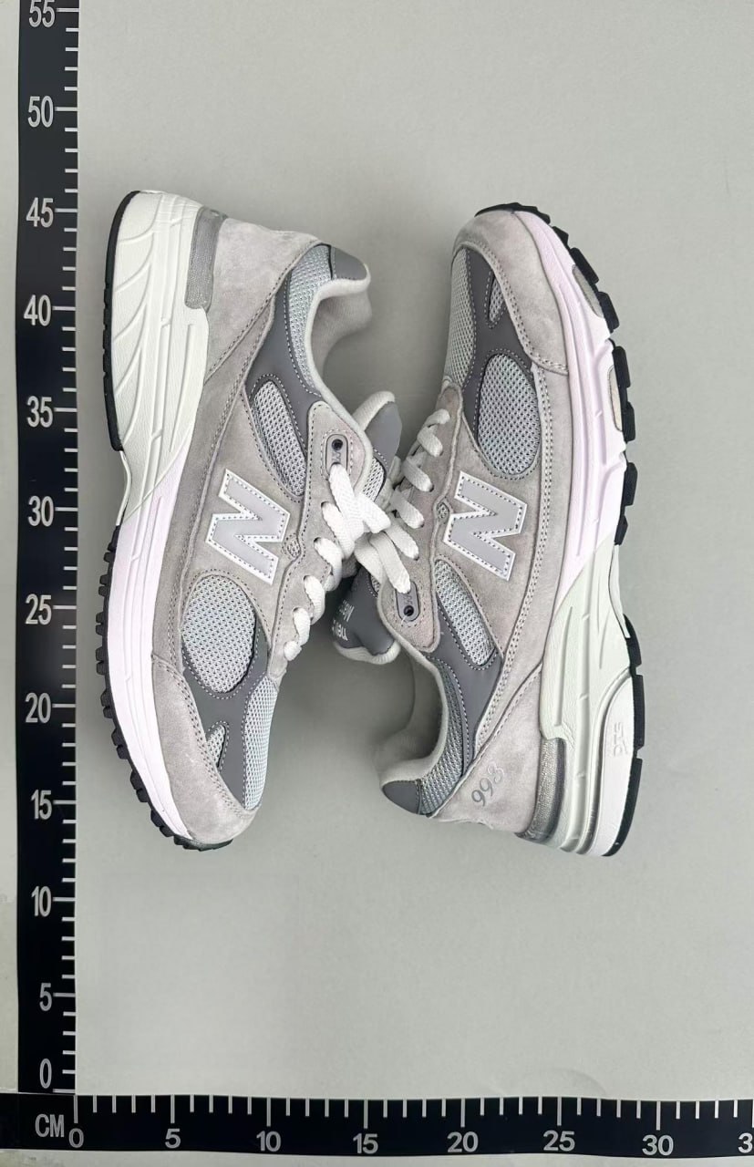 New Balance MR993 -3