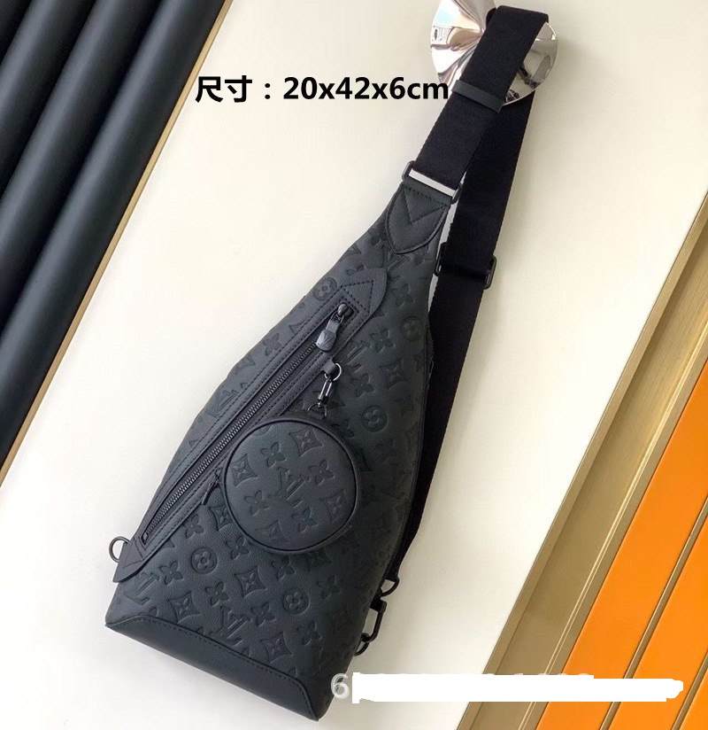  Lv  Shoulder Bags -2