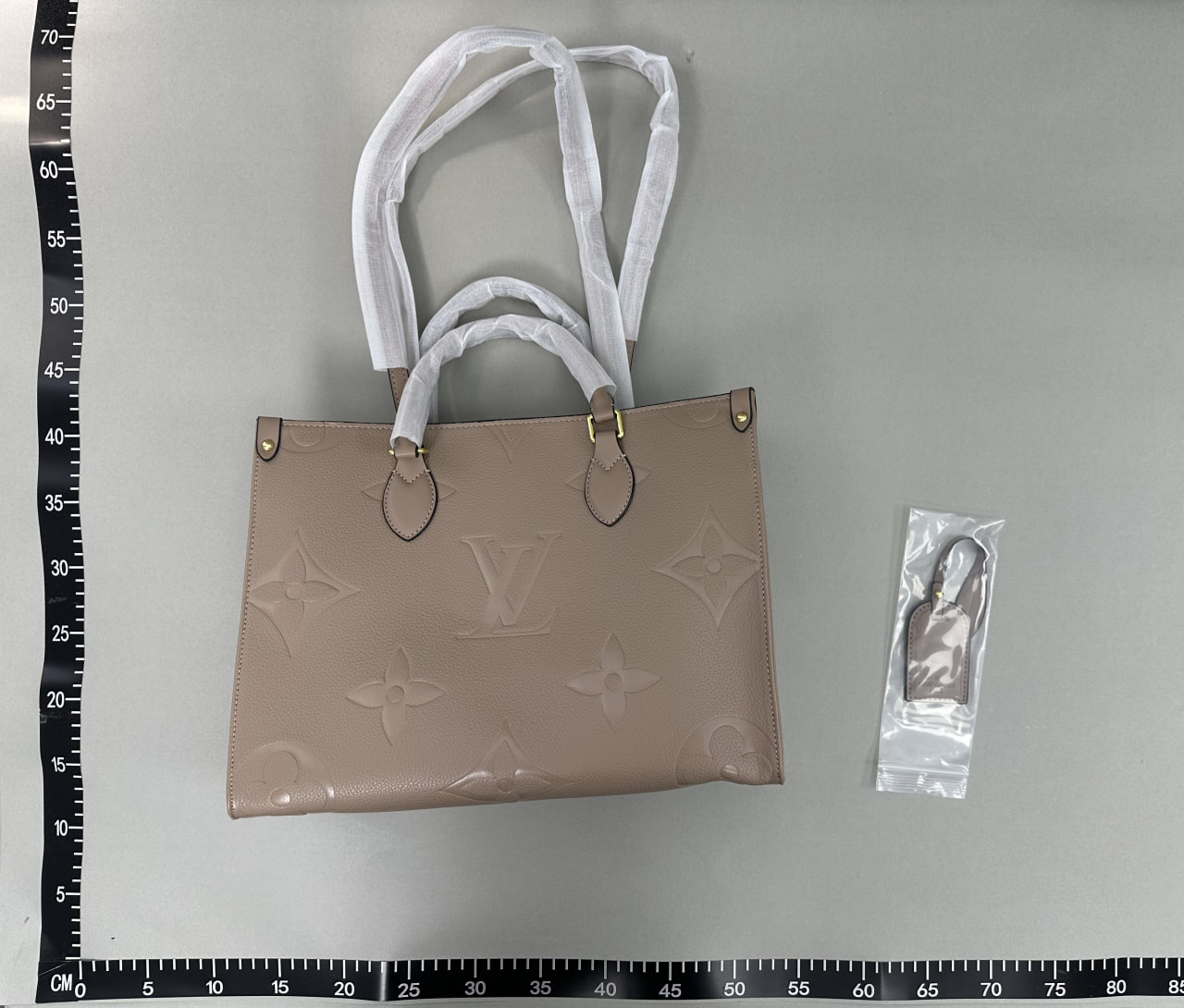 Louis Vuitton Bag -3