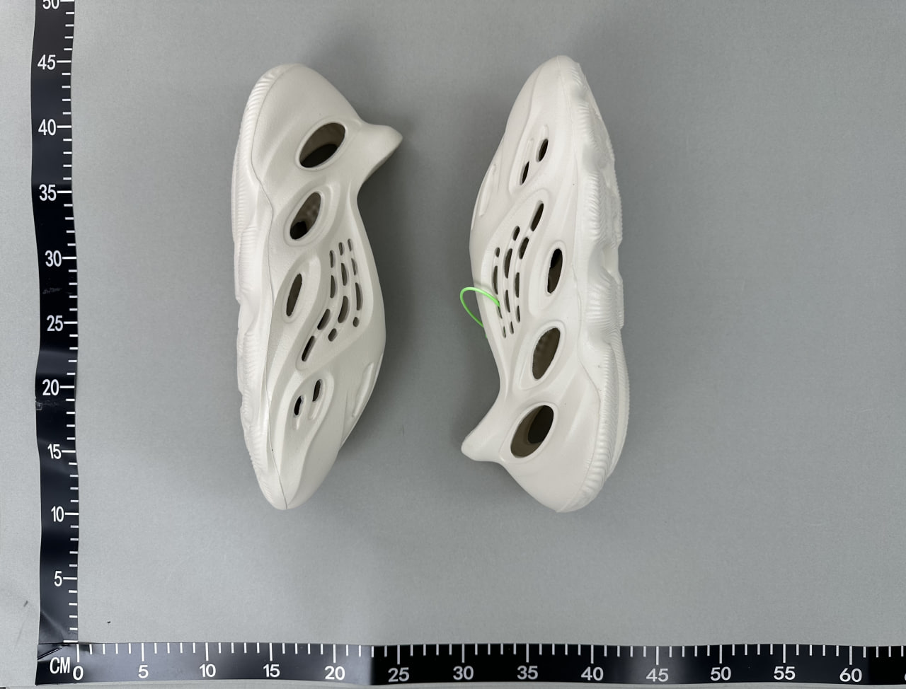 Yeezy Foam -4