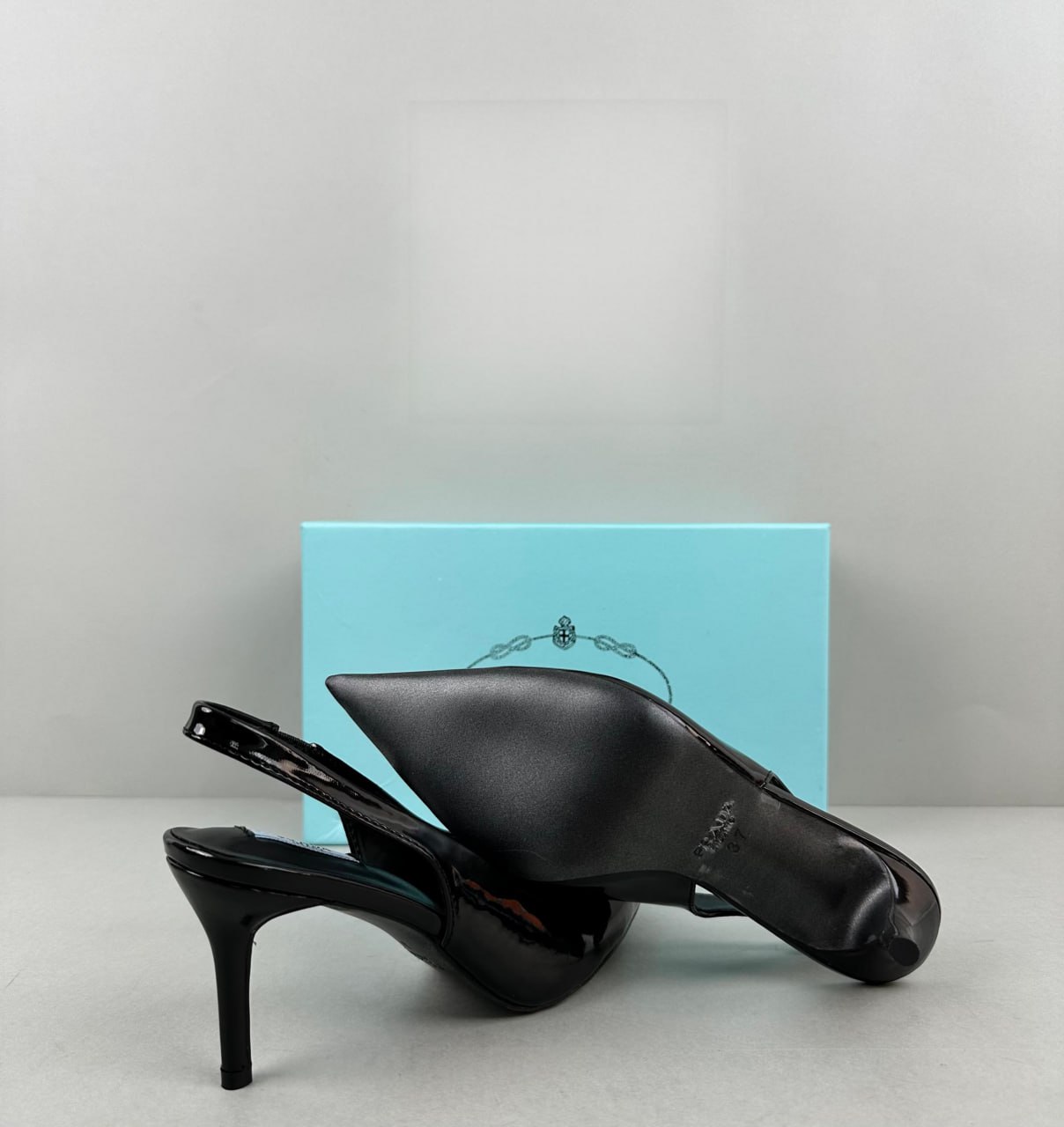 Prada High Heel             -5