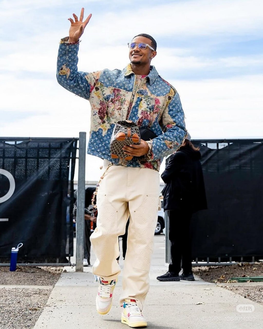 LV Louis Vuitton  jeans&LV