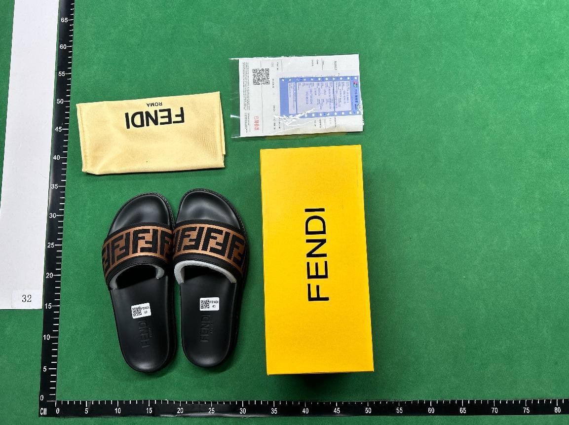 GucciFendiBurberry quality slippersshoes -2