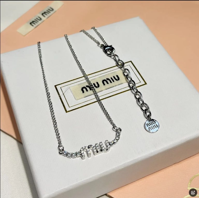 miumiu necklace -3