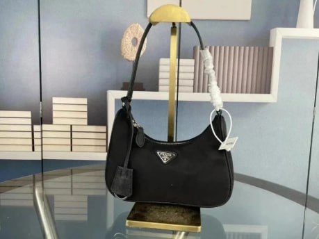 prada  bags -4