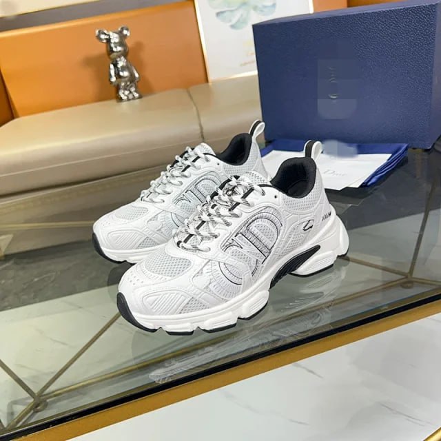 BESE quality DIOR B -3