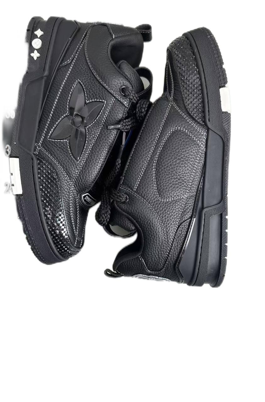 LV Skate Sneaker （color 23