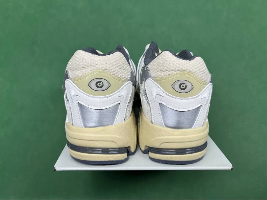  Bad Bunny x Adidas Response CL -5