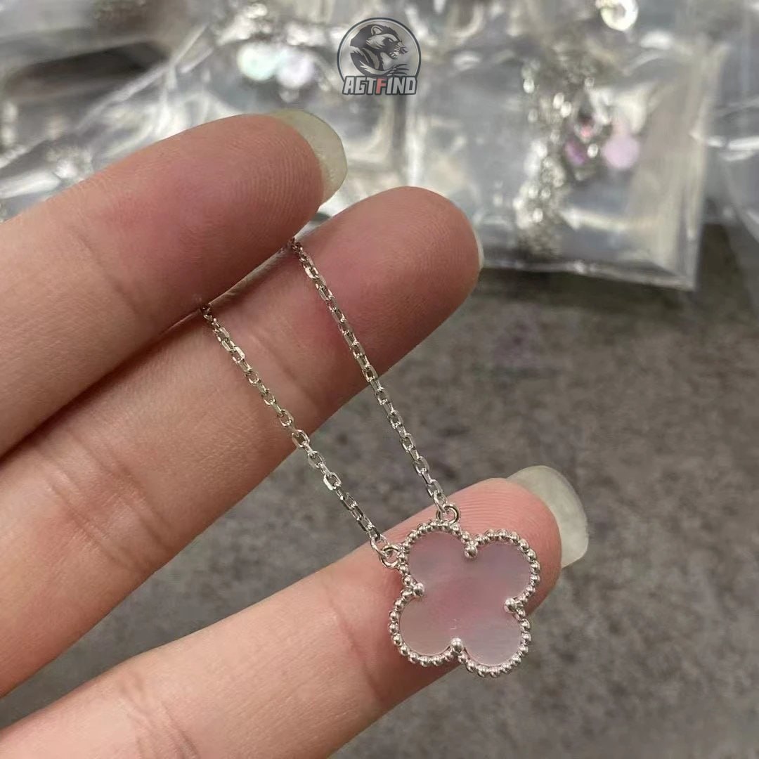 Van Cleef & Arpels __ VCA 