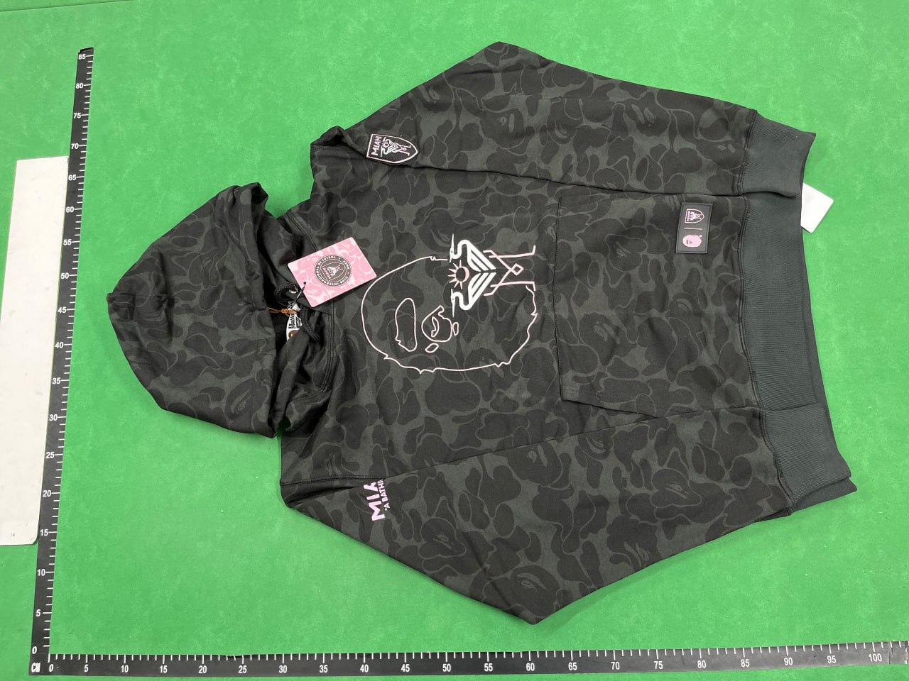 Bape Hoodie(+9 color）                                                                                               -5