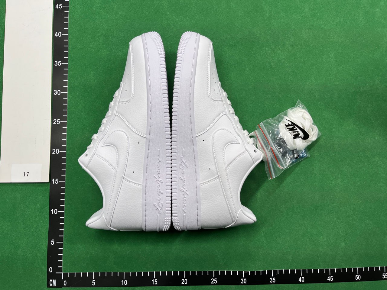 AF1                                                                                                         -3