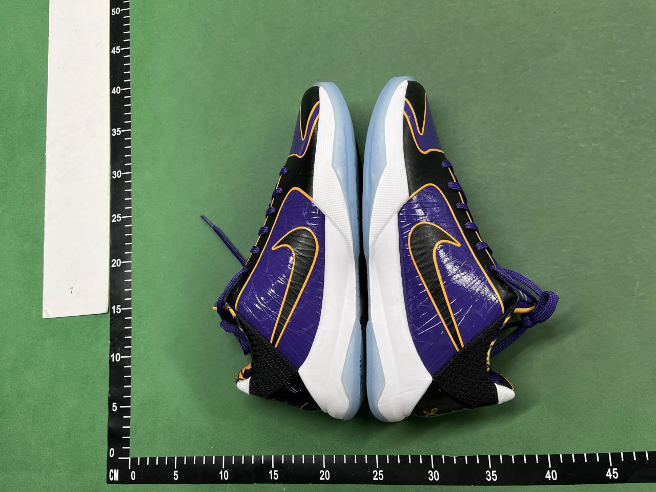 KOBE VI PROTRO -3