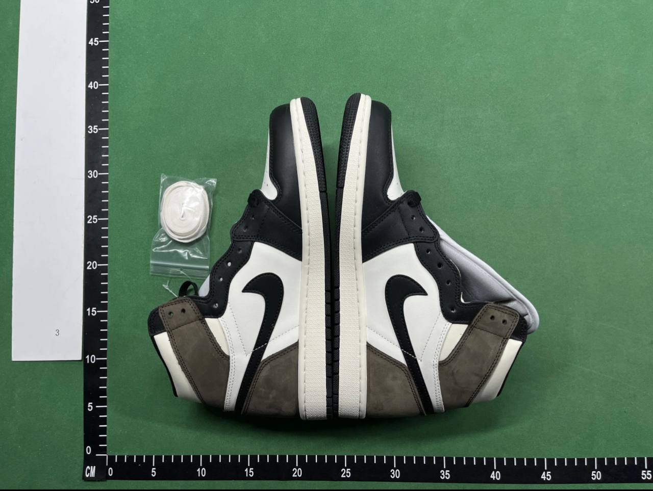   Air Jordan 1 high  (40 CP) -2