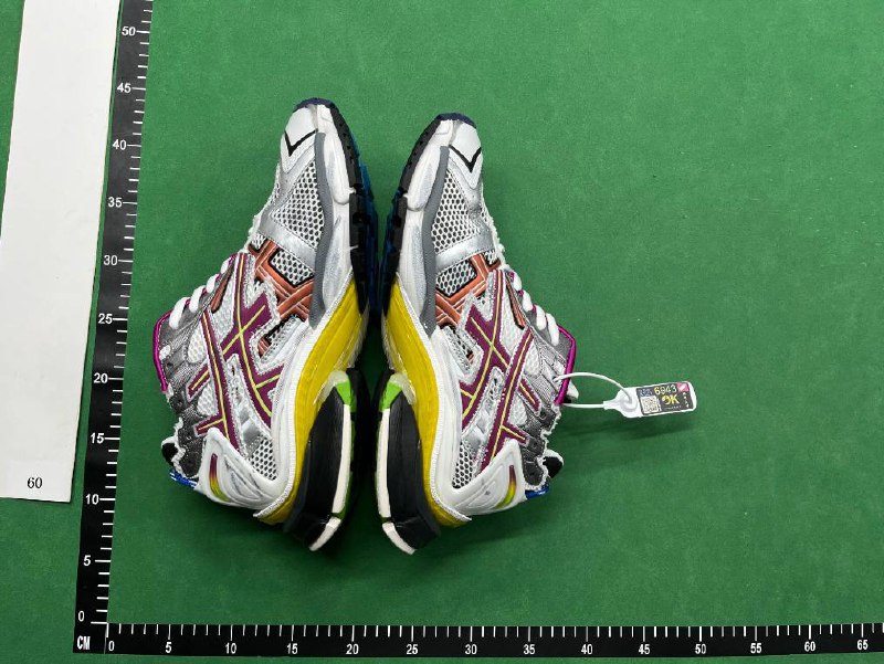  Balenciaga Track 2.0 Led Shoes -5