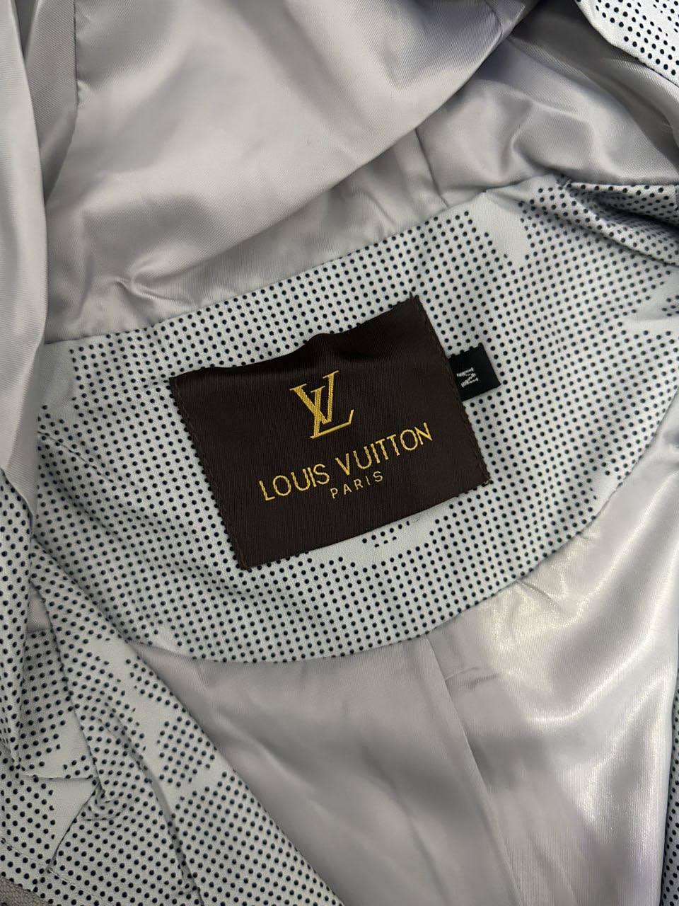 LV COAT -3