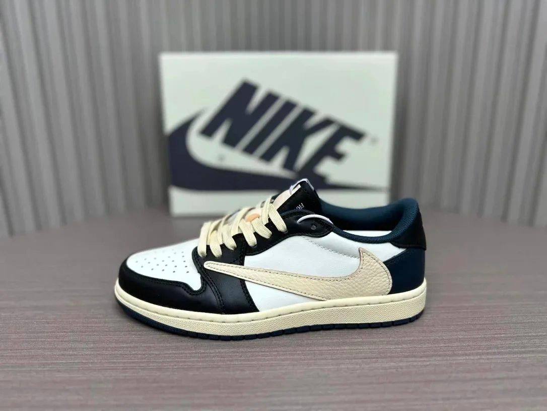 Nike Low 