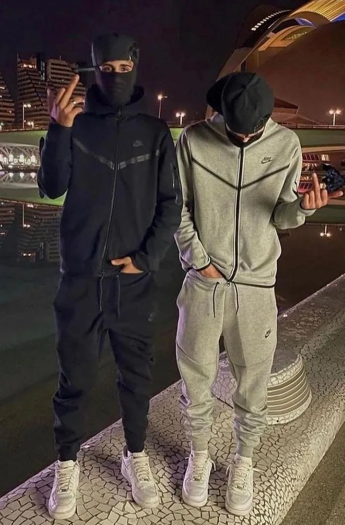 NIKE Tech Suits（40+ Styles）   